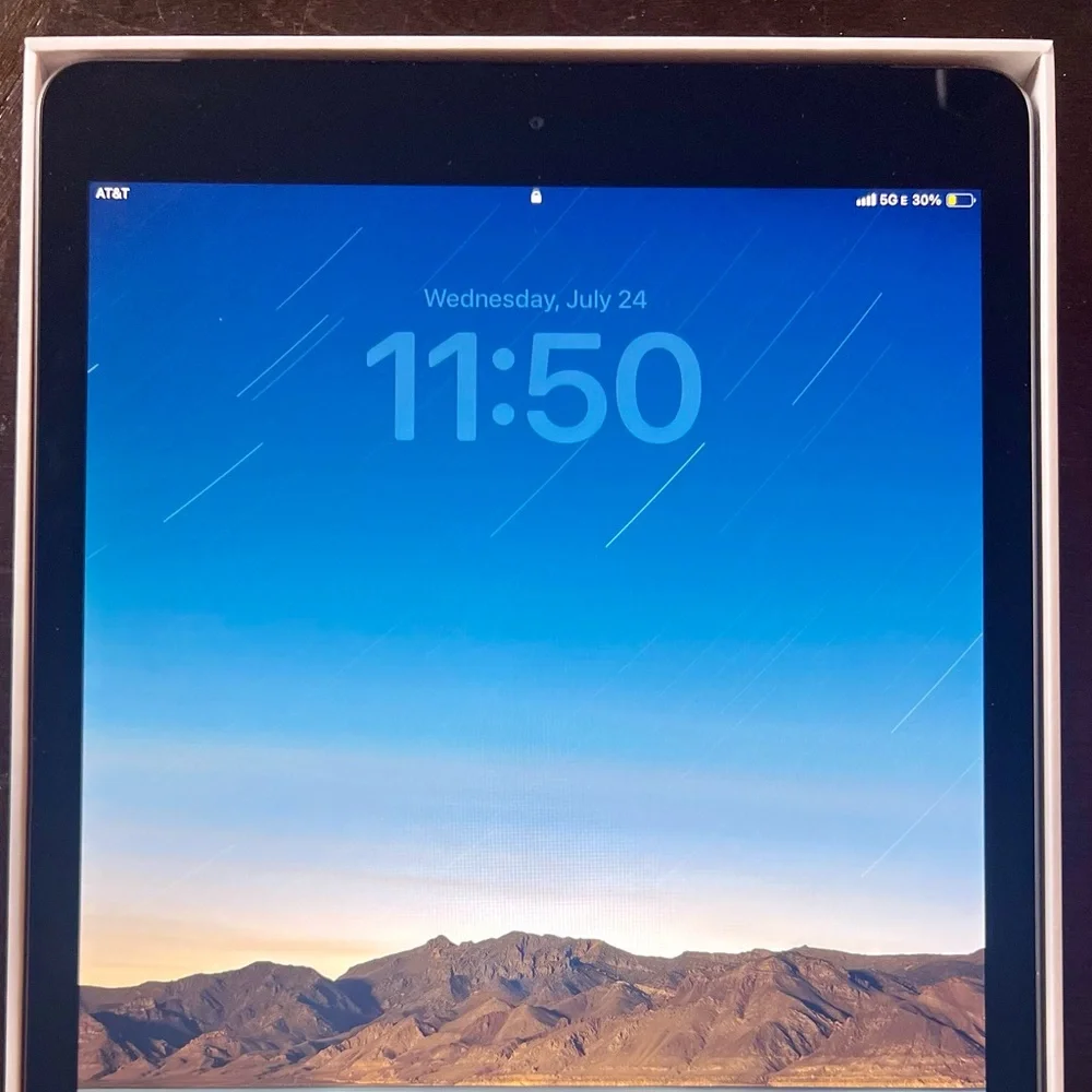 128GB iPad (7th Generation) Wi-Fi+Cellular